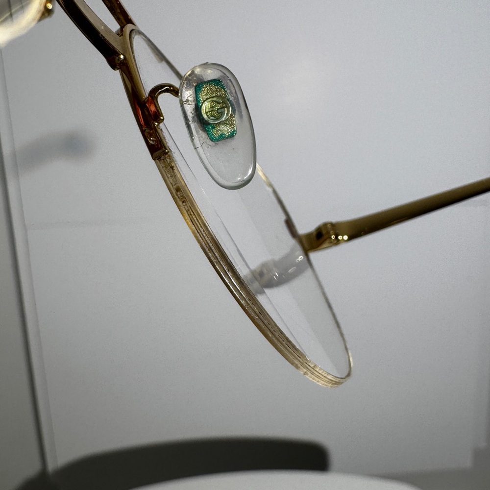 Gold Rimless Aviator Display Glasses - Picture 4 of 5